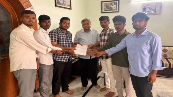 ಕೃಷಿ ಇಲಾಖೆಯ ನೇಮಕಾತಿ ರದ್ದುಪಡಿಸಲು ಆಗ್ರಹಿಸಿ ಸಚಿವ ಪ್ರಲ್ಹಾದ ಜೋಶಿ, ಸಂಸದ ಶೆಟ್ಟರ್‌ಗೆ ವಿದ್ಯಾರ್ಥಿಗಳ ಮನವಿ..!